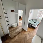 Pod Bima Apartman *